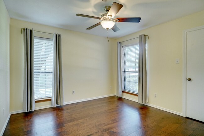 Building Photo - 3065 Old Mill Run