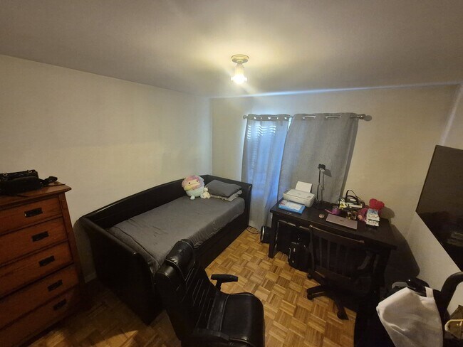 Foto del edificio - 119 McKinley Ave