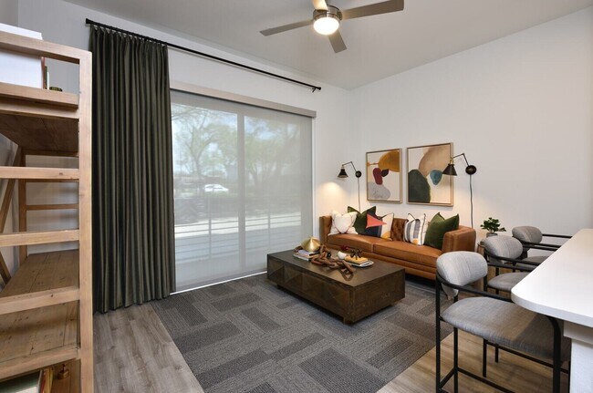 Building Photo - City Living with Sweet Specials