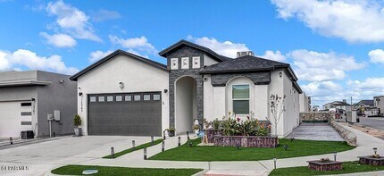 Building Photo - 12365 Desert Wolf Ave