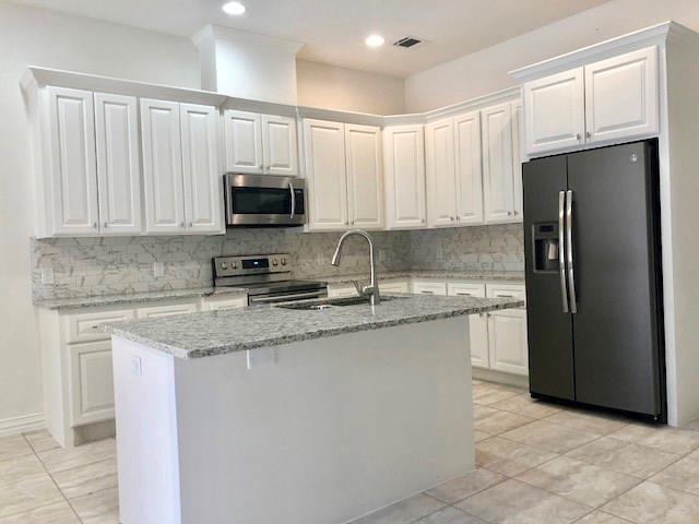 Building Photo - 2610 Appian Way