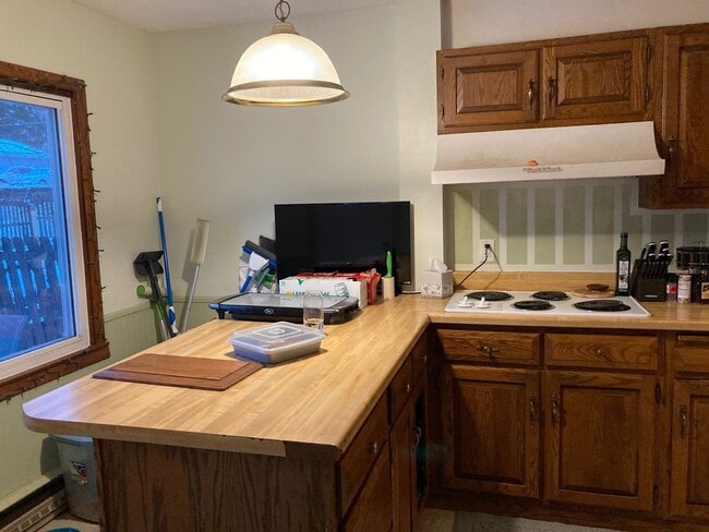 Building Photo - AVAILABLE JUNE - 4 Bed 2 Bath In Chester Park