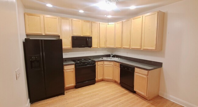 Foto del edificio - 6452 N Bell Ave