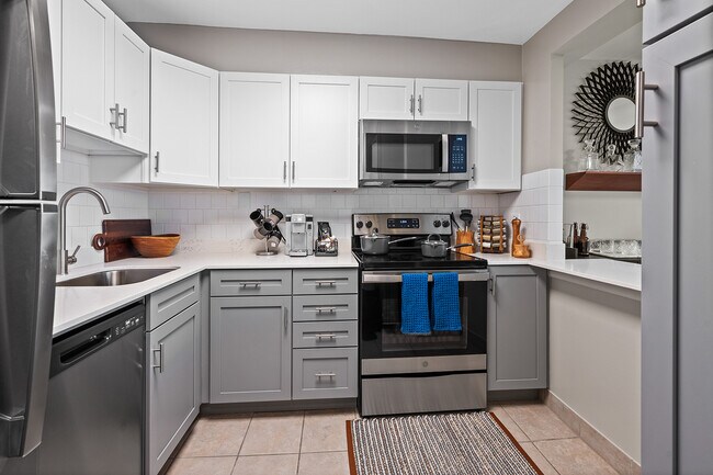 Foto del edificio - 645 N McClurg Ct
