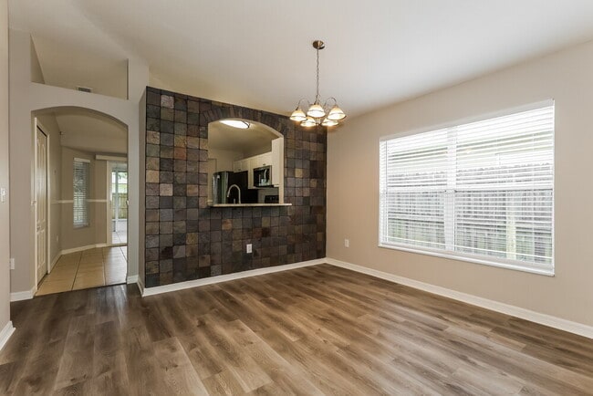 Building Photo - 1415 Marsh Wood Dr