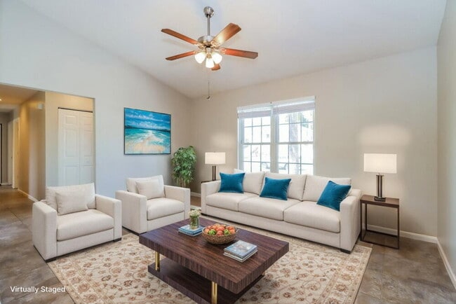 Building Photo - 16136 Villa Dr