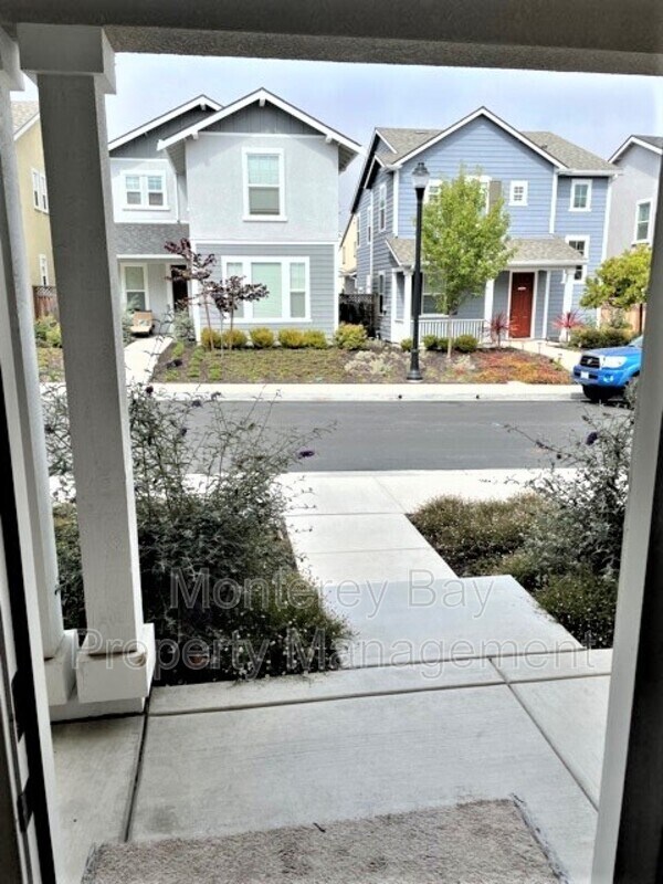 Foto del edificio - 16619 Early Ln