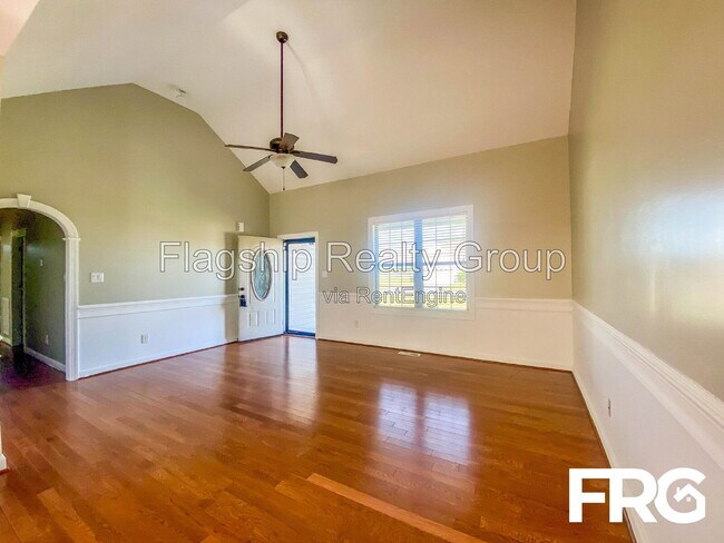 Foto del edificio - 101 Autumn Ridge Dr