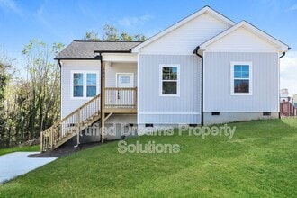 Building Photo - 103 Roanoke St Building Photo - 103 Roanoke St