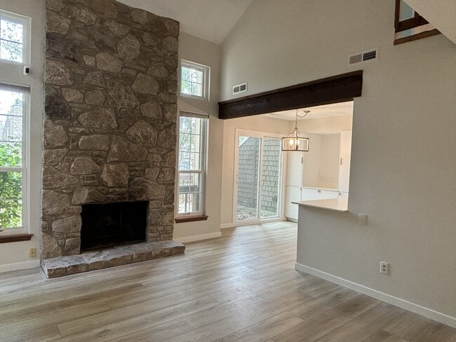 Building Photo - 4771 Stansbury Ln