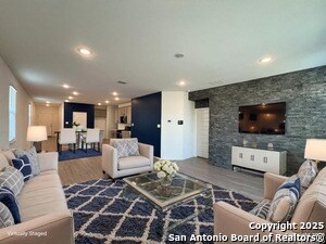 Foto del edificio - 13249 Hagerd Lp