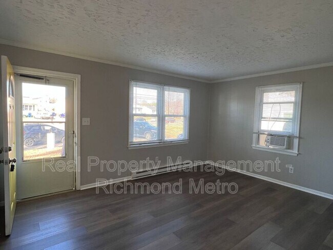 Building Photo - 20507 Hickory Ct