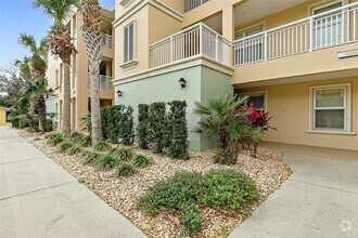 Building Photo - 1000 Canopy Walk Ln