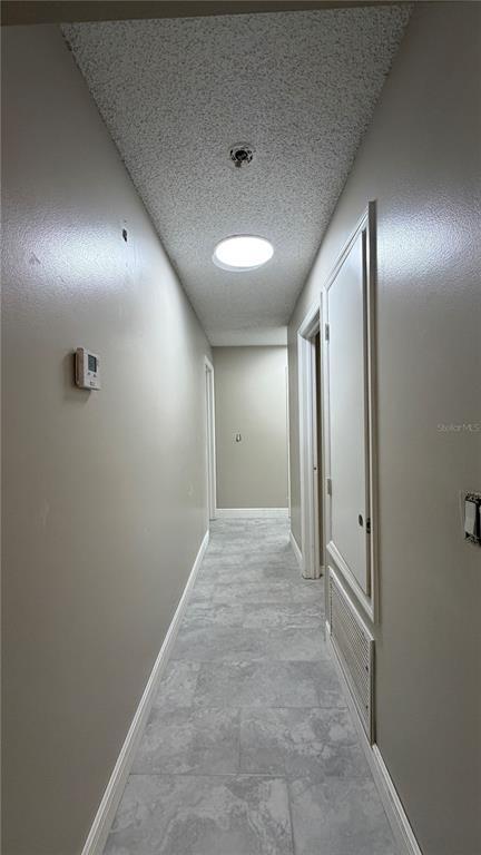 Foto del edificio - 6434 Rockingtree Ln