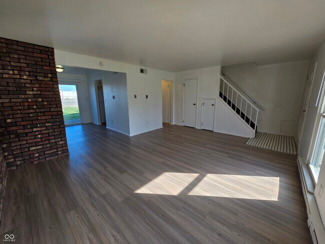 Foto del edificio - 3815 Biscayne Rd