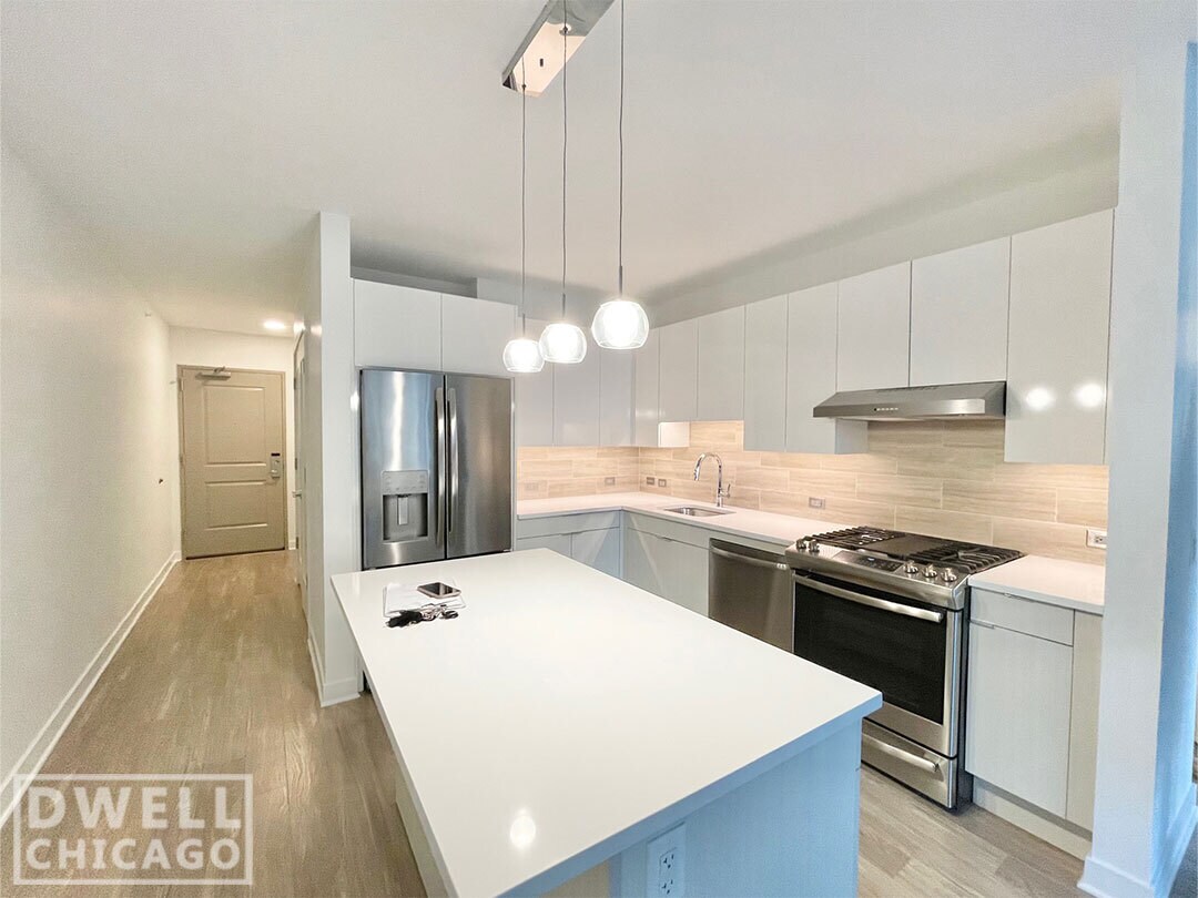 Foto principal - 2301 N Lincoln Ave