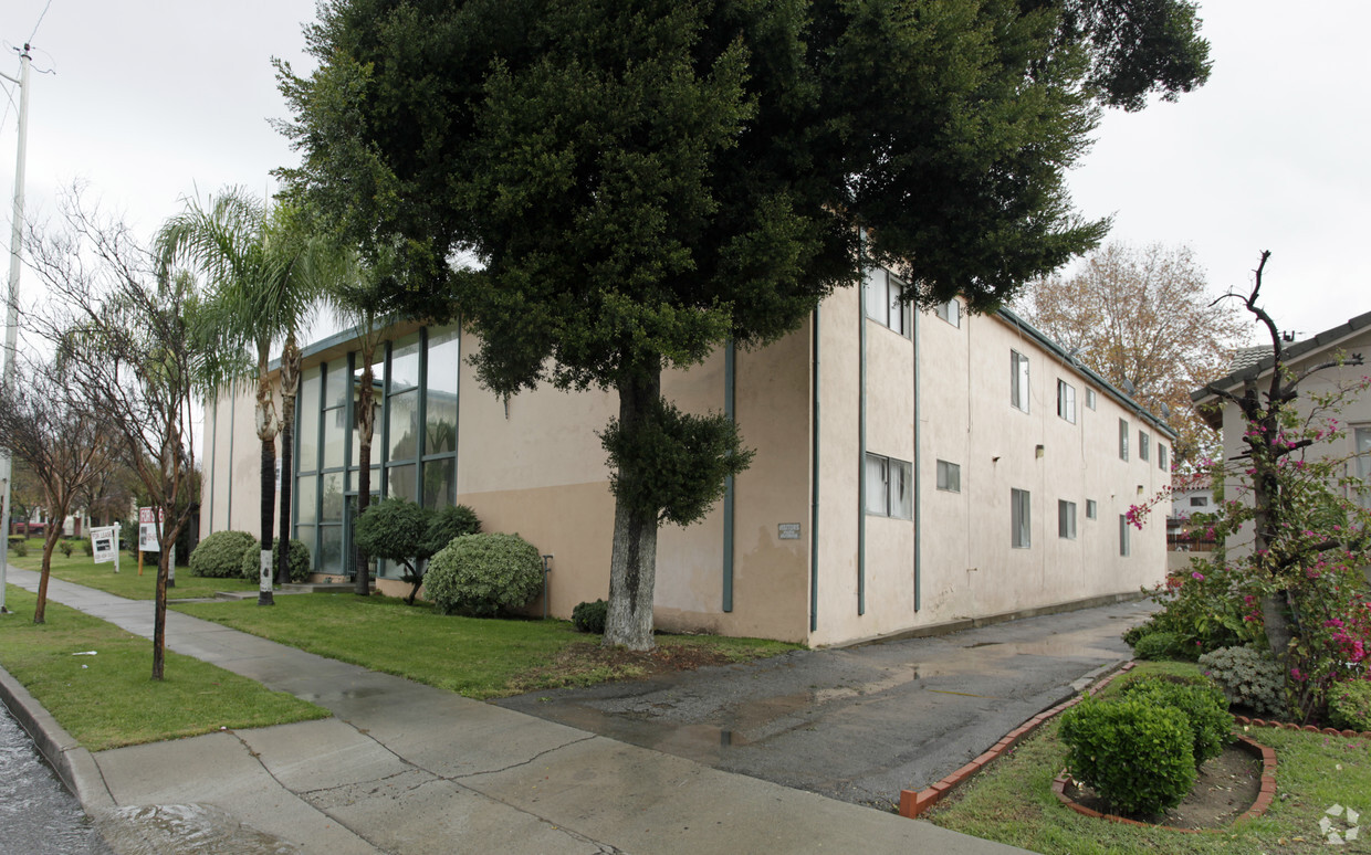 Building Photo - Northmont Apartments