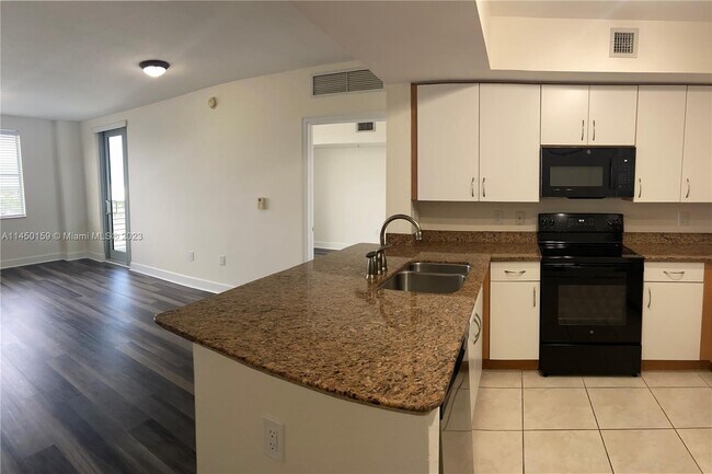 Building Photo - 1830 Radius Dr