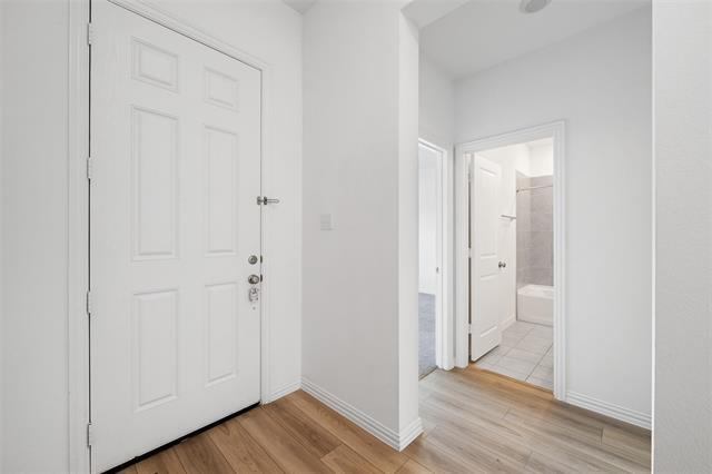 Building Photo - 1812 Lockhart Dr