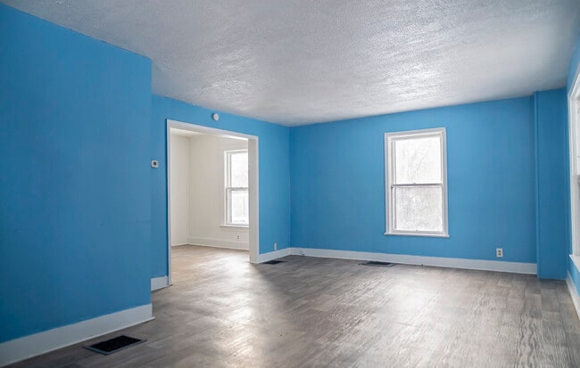 Building Photo - 1419 Chapin St