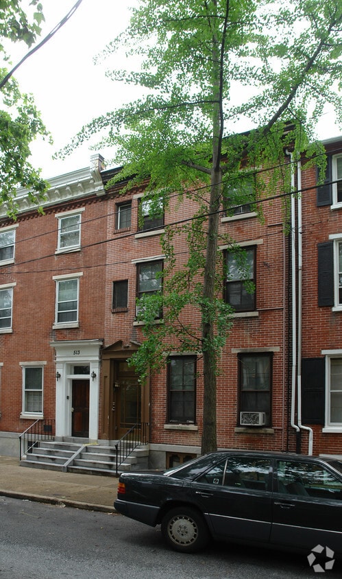 Building Photo - 515 N West St