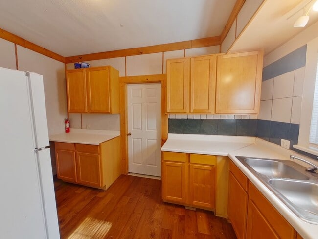 Foto del edificio - 322 N Spruce St