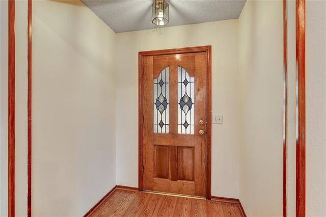 Foto del edificio - 8241 Christie Dr