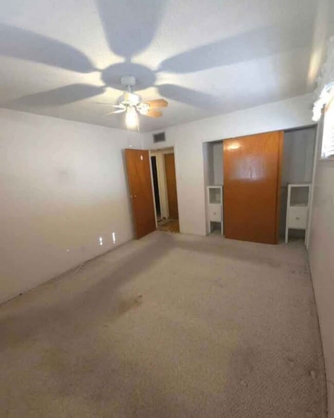 Building Photo - 10116 Chezelle Dr