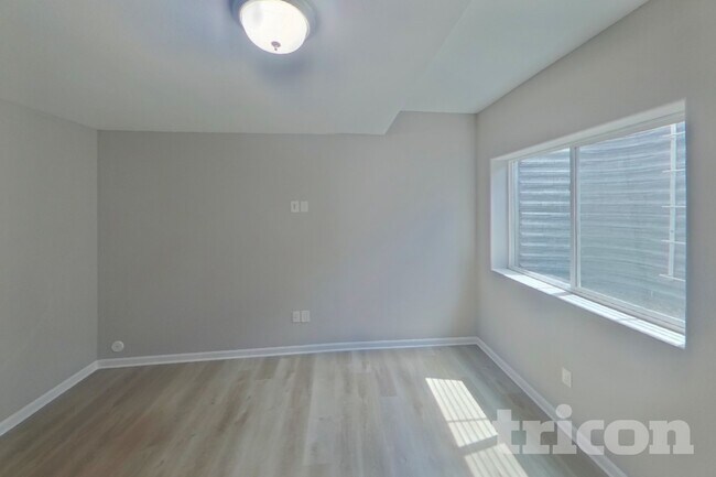 Foto del edificio - 7950 Sea Oats Dr