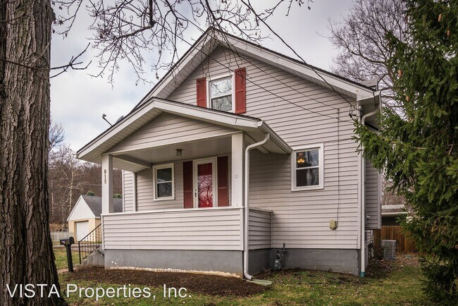 4 Br 2 Bath House 815 Inverness Ave House For Rent In Louisville Ky Apartments Com