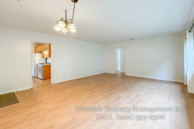 Foto del edificio - 4400 Vinton Ave