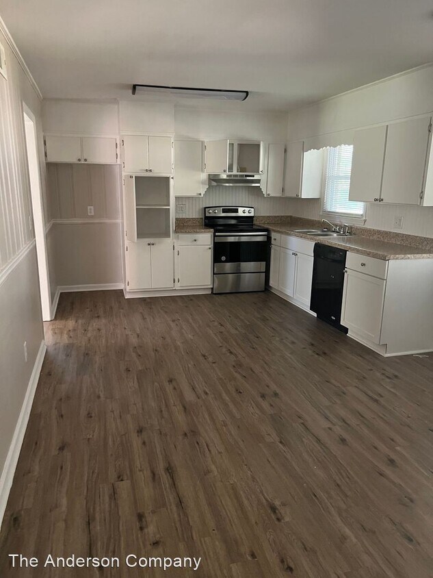Primary Photo - 3 br, 2 bath House - 1605 12th Ave