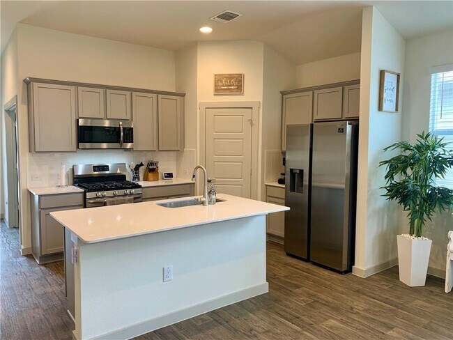 Building Photo - 13216 Bryson Dr