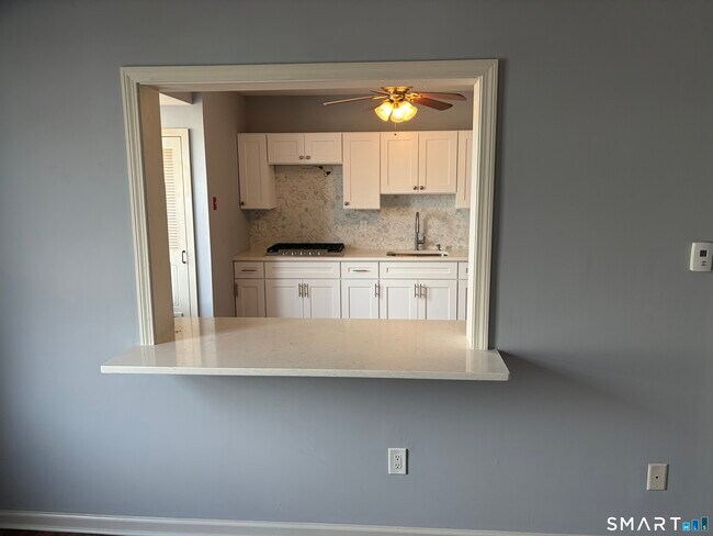 Foto del edificio - 872 State St