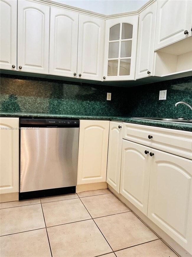 Photo - 1101 NW 134th Pl House