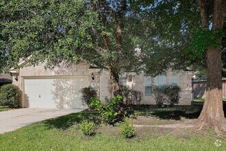 Building Photo - 99 E Foxbriar Forest Cir