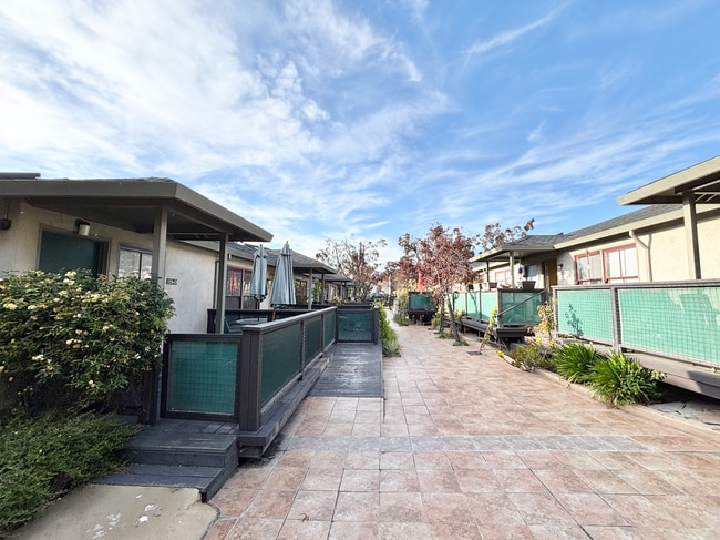 Foto del edificio - 1154 Hearst Ave