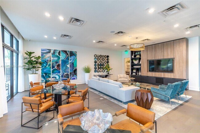 Foto del edificio - 8332 NW 51st Ter