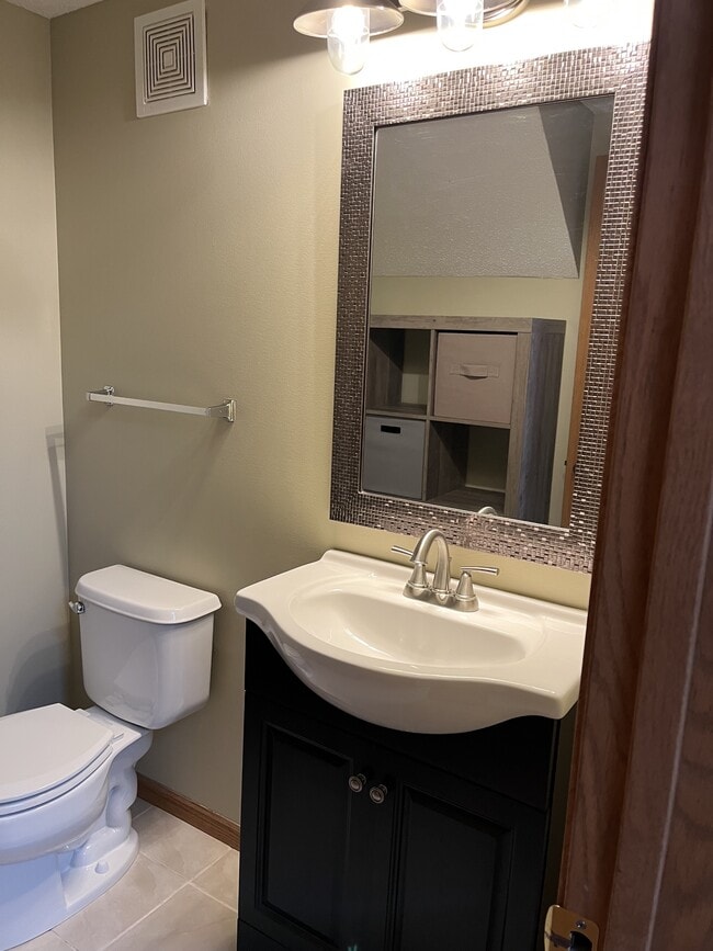 Building Photo - 13040 Europa Trail Way N