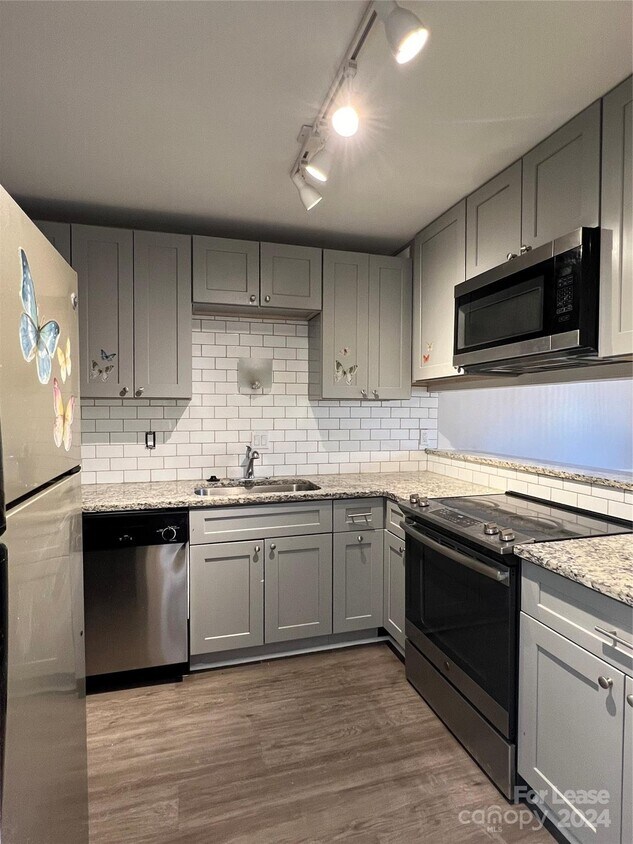 Foto principal - 1614 Flynnwood Dr