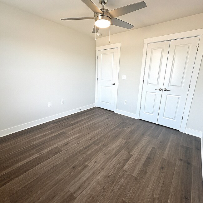 Foto del edificio - The Hills Townhomes 801-808