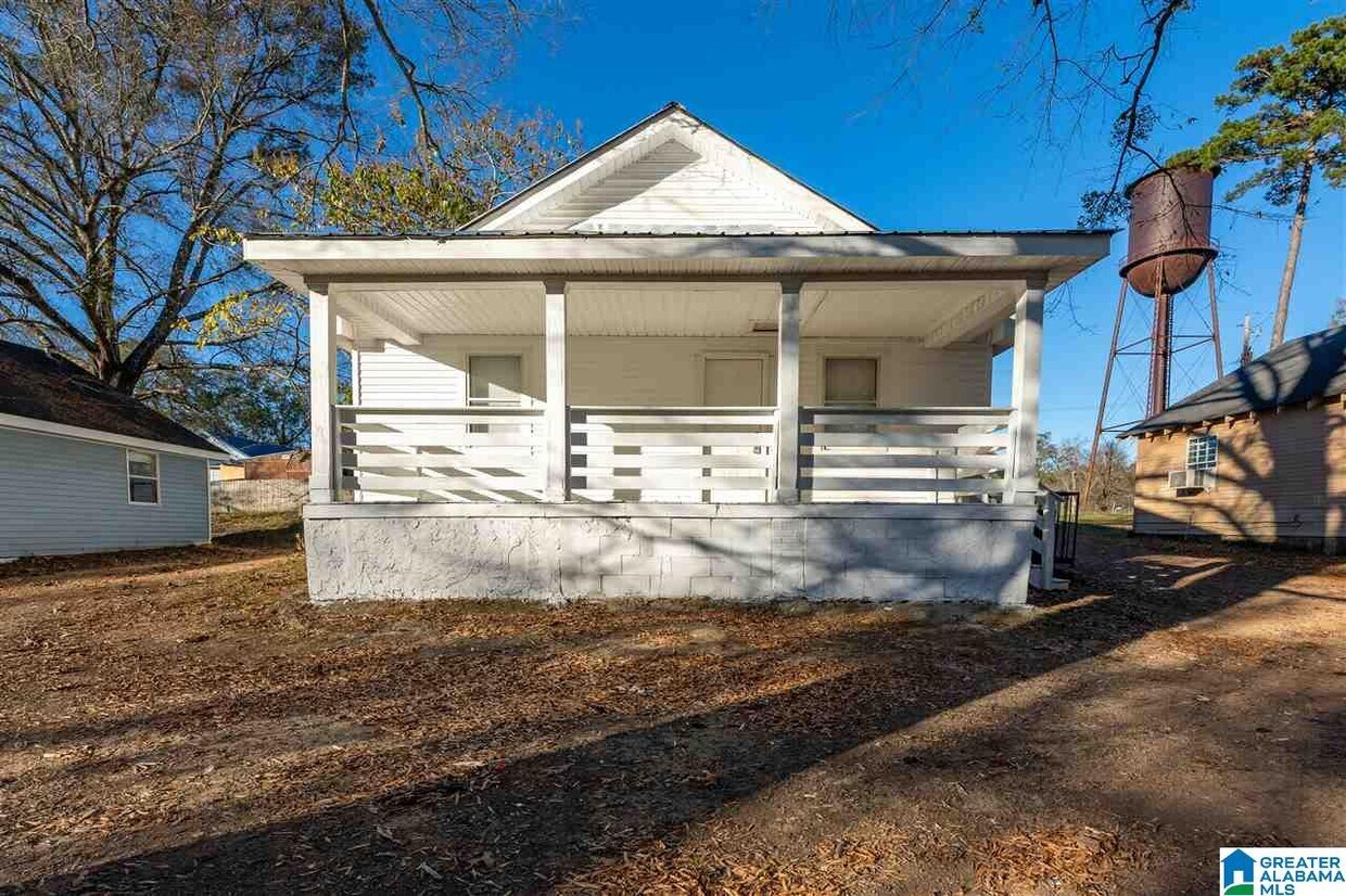 1002 D St, Jasper, AL 35501 House Rental in Jasper, AL