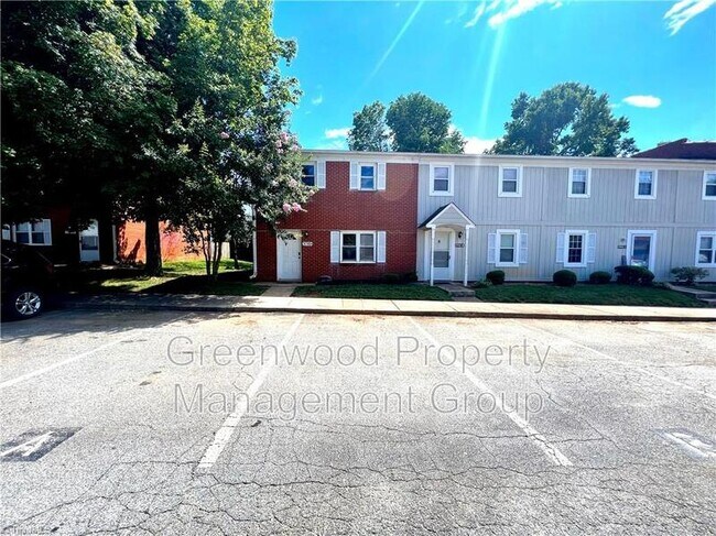 Foto del edificio - 5745 Bramblegate Rd