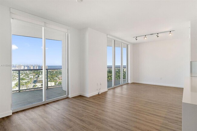 Foto del edificio - 1500 Bay Rd