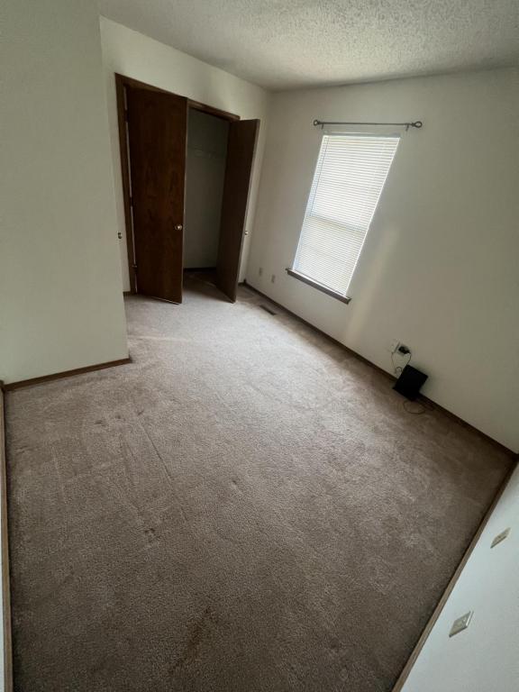 Building Photo - 219 W Hudson St Apt H