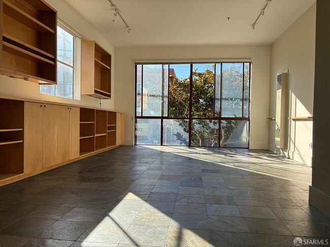 Building Photo - 49 Missouri St