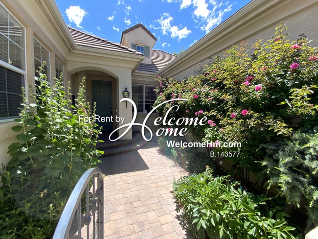 Building Photo - 1921 Quail Creek - Amazing views at this D...