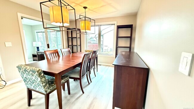 Foto del edificio - 20 Arthur Dr