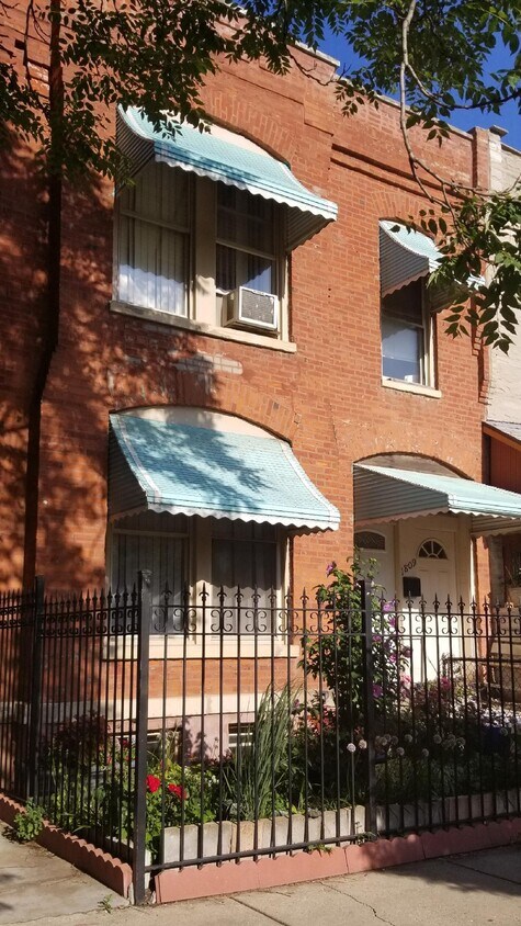 Primary Photo - 1809 N Winchester Ave