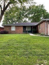 Building Photo - 2625 Delaware Dr